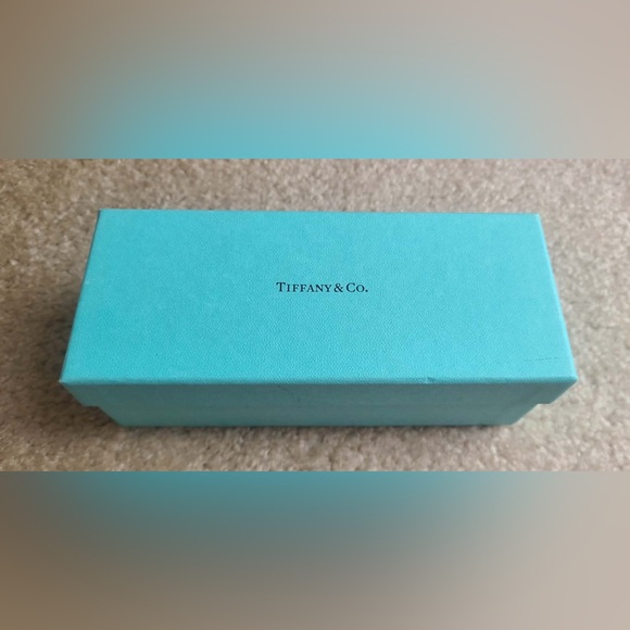 Tiffany & Co. Turquoise sunglass case and box (no glasses) - Picture 9 of 10